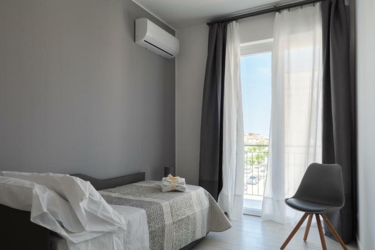 House 103 Rent Apartment Capo dʼOrlando Exterior foto